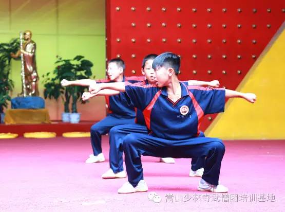 少林寺武术学校短期班学子汇报表演